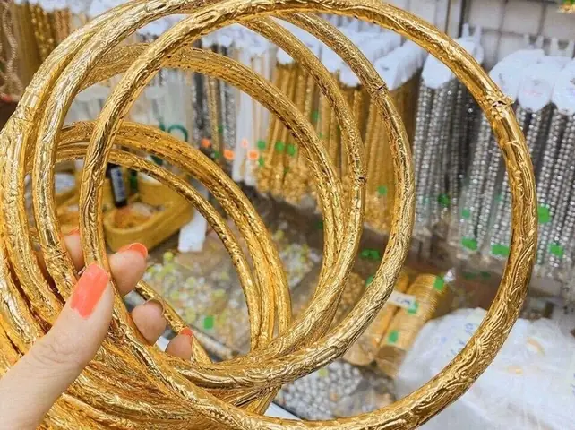 Giá Chỉ Vàng Tây