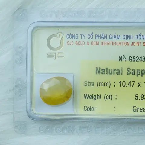 Giá Đá Sapphire Vàng Tự Nhiên