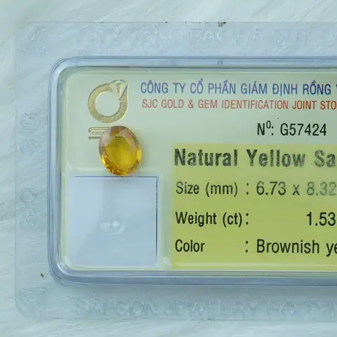 Giá Đá Sapphire Vàng Tự Nhiên
