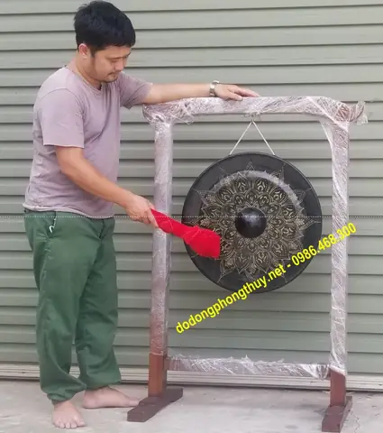 Giá Gỗ Âm Vàng