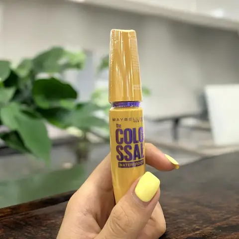 Giá Mascara Maybeline Vàng