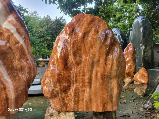 Giá Phòng Biển Đá Vàng