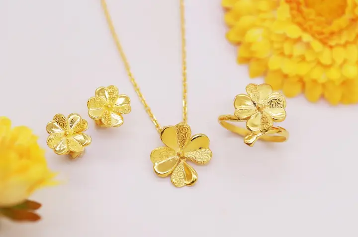 Giá Vàng Công Nghệ