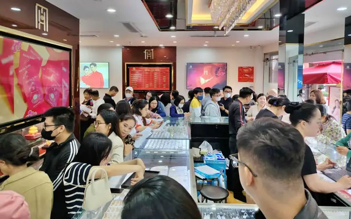 Giá Vàng Hiện Tạo