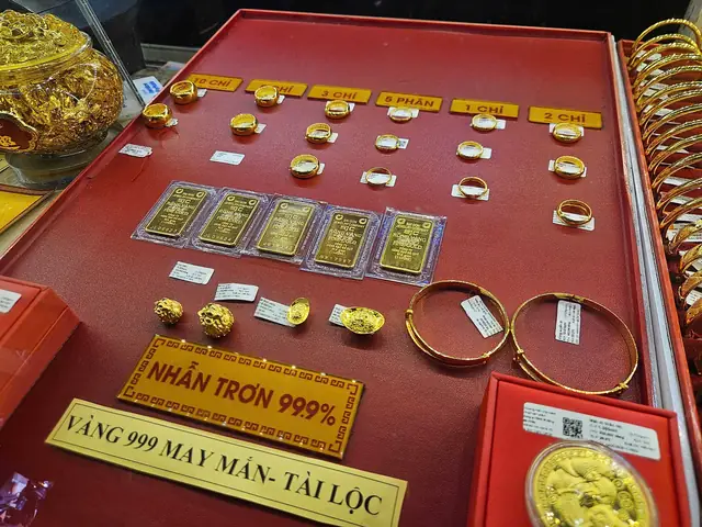 Giá Vàng Hôm 24