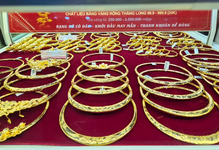 Giá Vàng Miếng 18k Giá Vàng Miếng 18k