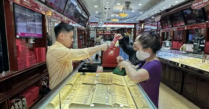 Giá Vàng Nhâ N 24k