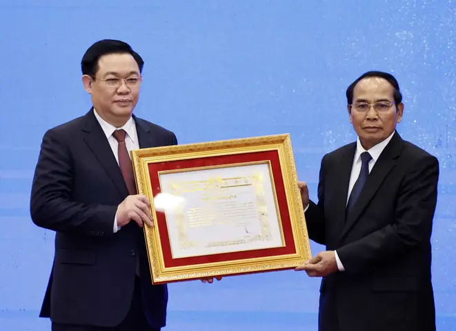 Giá Vàng Nước Lào
