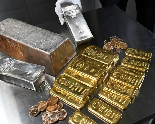 Giá Vàng Tăng Có Nên Mua