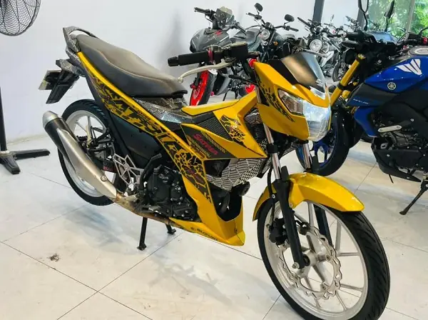 Giá Xe Satria Màu Vàng Giá Xe Satria Màu Vàng