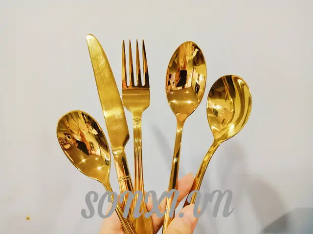 Muỗng Vàng Giá Rẻ