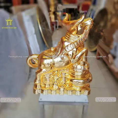 Trâu Vàng Phong Thủy Giá