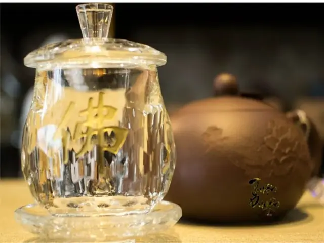 Bộ Ly Pha Lê Đúc Vàng Lá 24k Giá