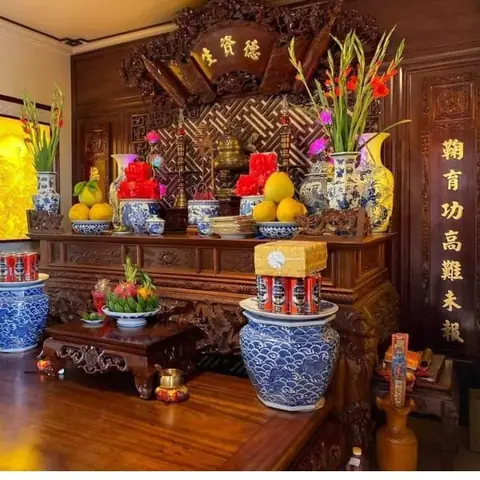 Cách Đặt Bàn Thờ Gia Tiên Theo Phong Thủy