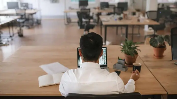 Chỗ Ngồi Làm Việc Hợp Phong Thủy