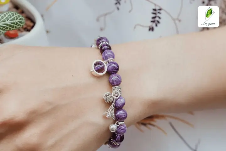 Có Nên Mua Vòng Phong Thủy Trên Mạng