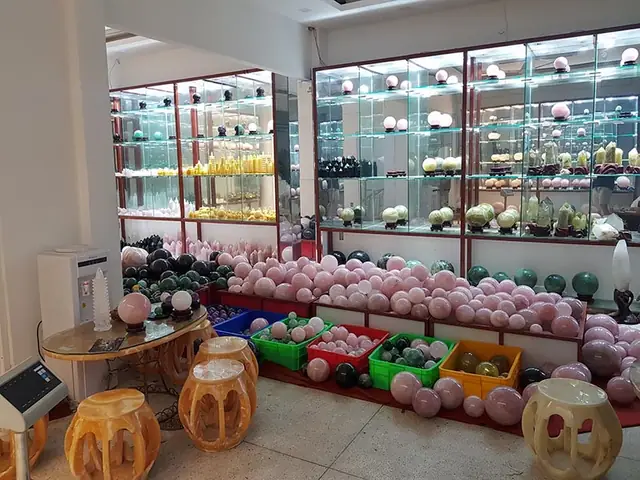 Cửa Hàng Đá Phong Thủy Hà Nội