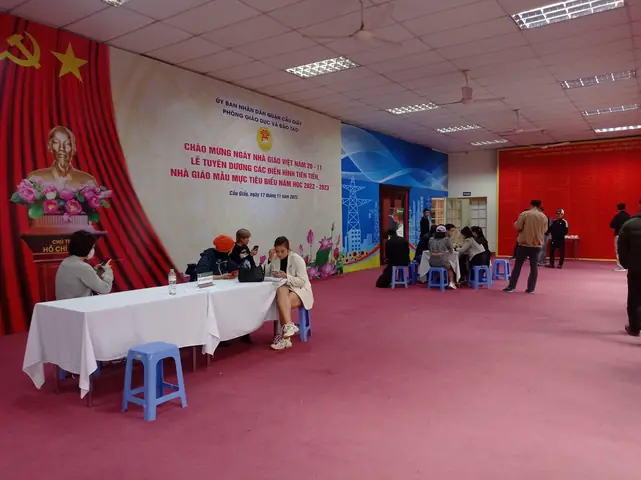 Đâấu Giá Đất Vàng Hà Nội