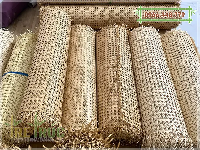 Giá Tấm Lưới Mạ Vàng Trắng