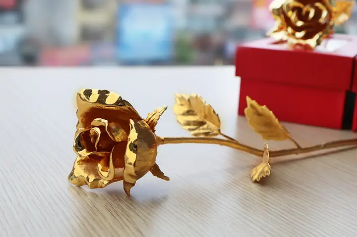Giá Tiền Hoa Hồng Vàng Bông
