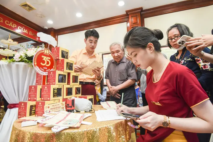 Giá Vàng Nhẫn 9999 24 11 2018