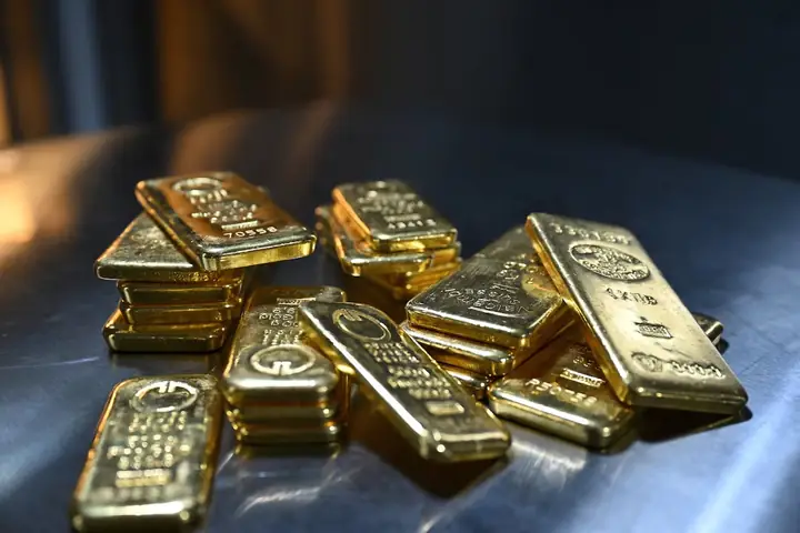 Giá Vàng Ổn Định Khi Usd Suy Yếu