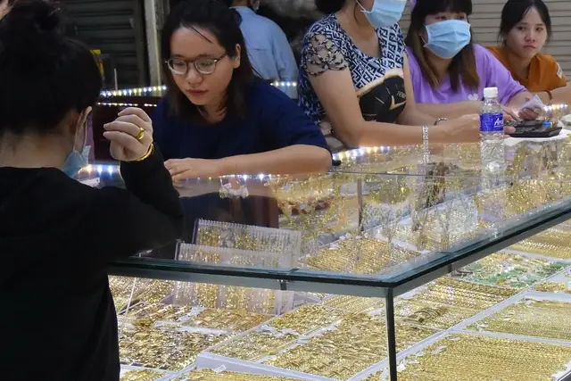 Giá Vàng Tăng Giảm Bầu Cử Mỹ