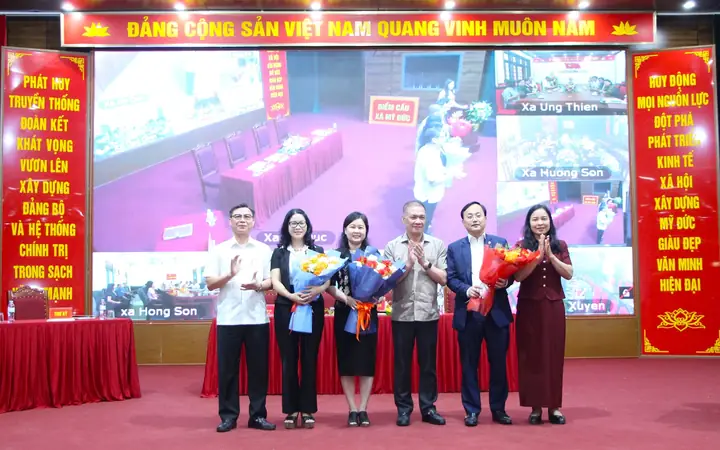 Giá Vàng Thay Đổi Sau Kết Quả Bầu Cử