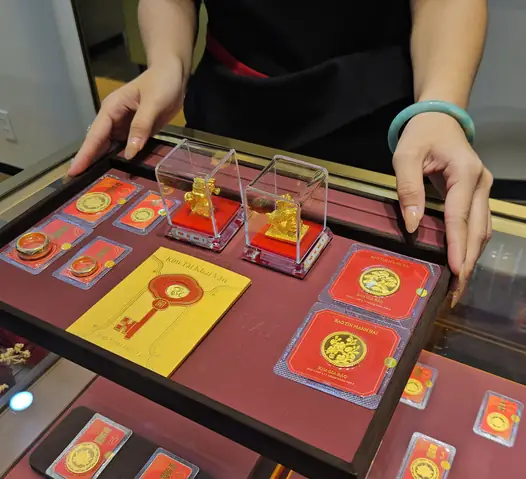 Giá Vàng Thế Giới Phụ Thuộc Vảo Những Gì