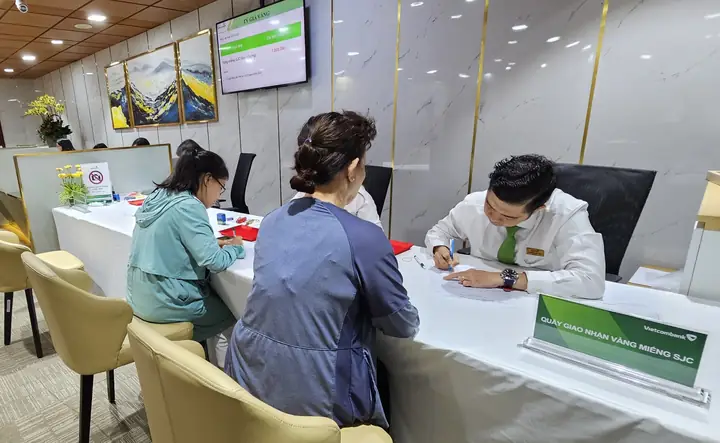 Giá Vàng Trực Tuyến Tại Các Ngân Hàng
