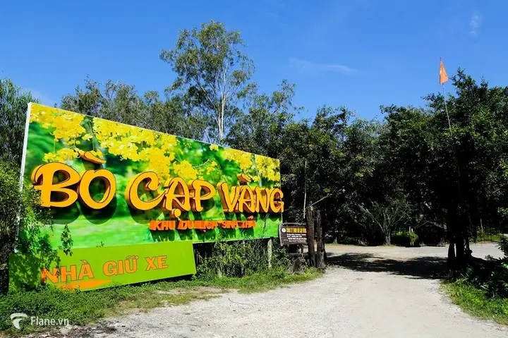 Giá Vào Cổng Bò Cạp Vàng