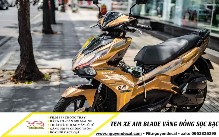 Giá Xe Air Blade Màu Vàng Đồng