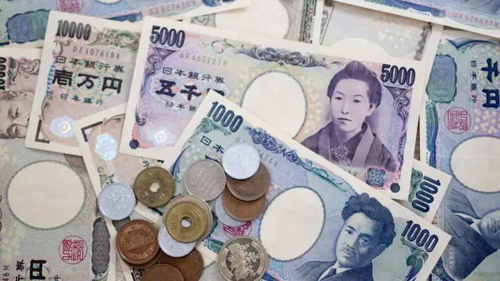 Giá Yên Nhật Ở Tiệm Vàng