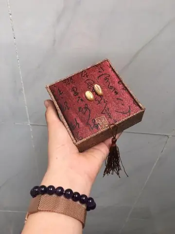 Hộp Đựng Vòng Tay Phong Thủy
