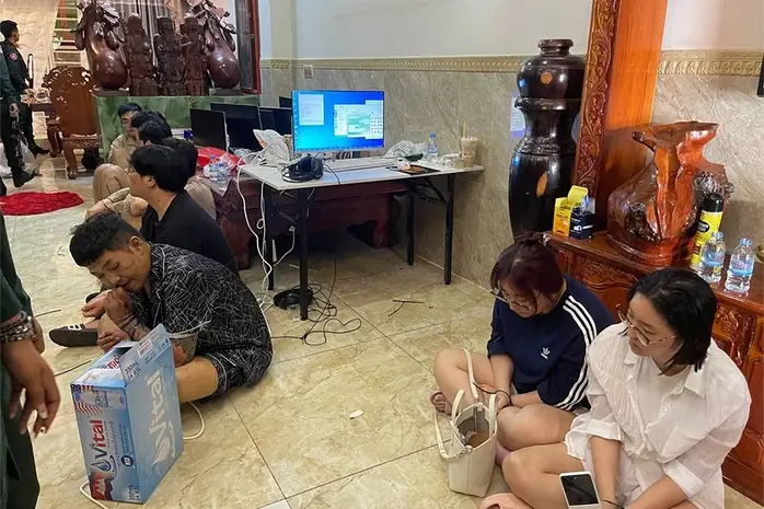 Mỳ Mug Vàng Giao Giá Buôn