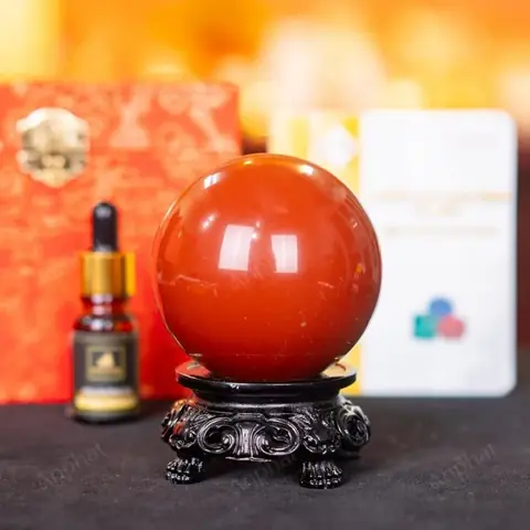 Ngọc Thạch Và Vàng Cái Nào Quý Giá Hơn