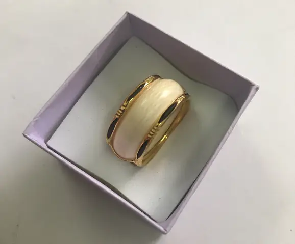 Nhẫn Ngà Voi Bọc Vàng Giá Bao Nhiêu