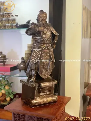 Phong Thủy Tượng Trần Hưng Đạo