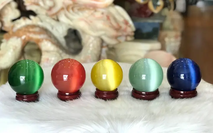Quả Cầu Phong Thủy Đá Mắt Mèo