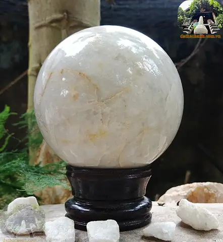 Quả Cầu Phong Thủy Đá Tự Nhiên
