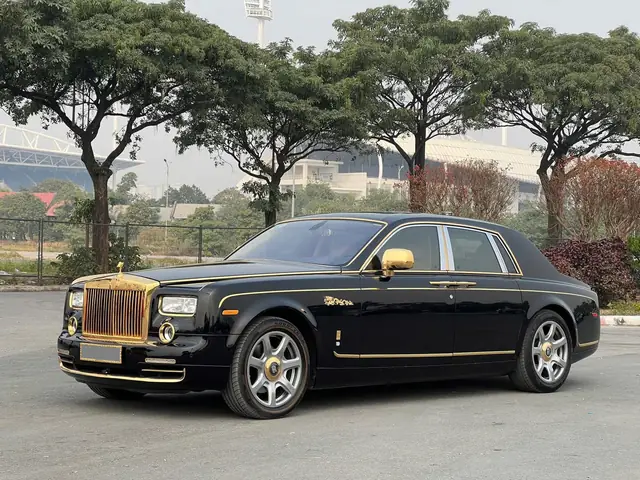 Roll Royce Dát Vàng Giá Bao Nhiêu