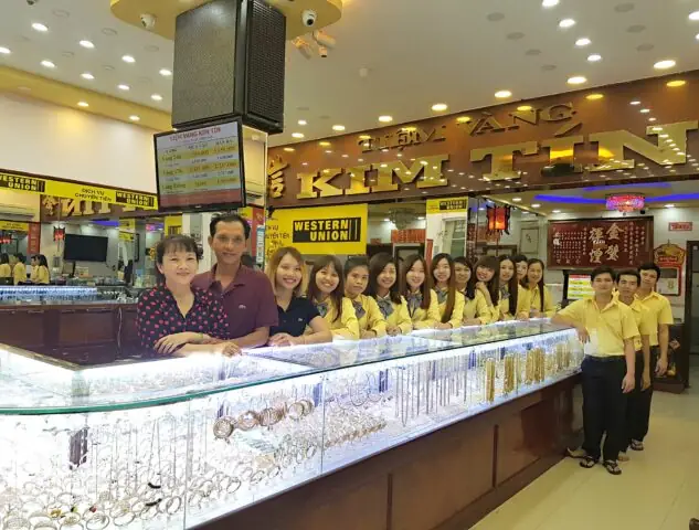 Tiệm Vàng Tám Tỷ Bạc Liêu Giá Vang
