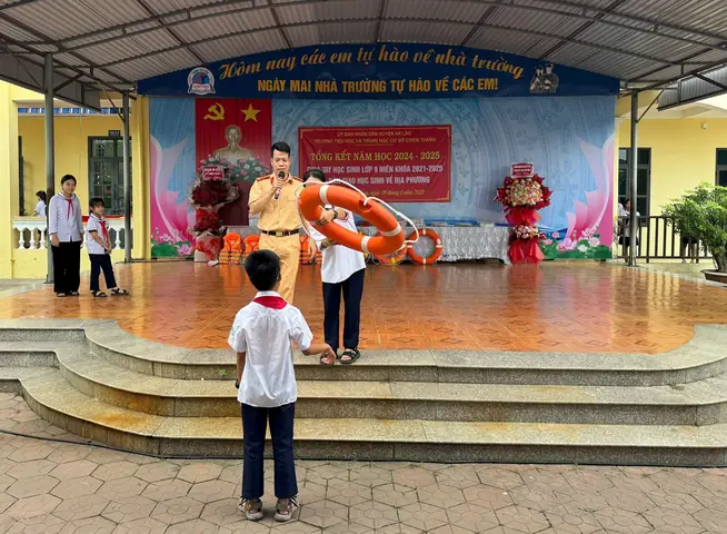 Trường Tiểu Học Số 2 Phong Thủy