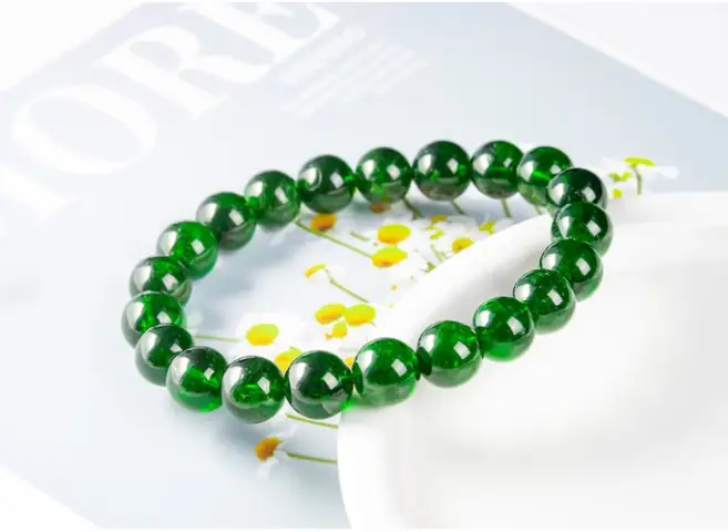 Tuổi Bính Dần Đeo Vòng Phong Thủy Màu Gì