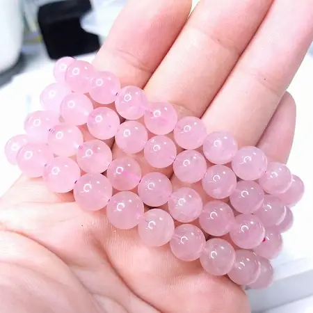 Tuổi Dần Đeo Vòng Phong Thủy Màu Gì