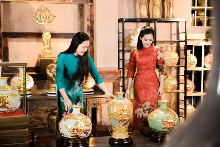Tuyển Nhân Viên Bán Hàng Phong Thủy