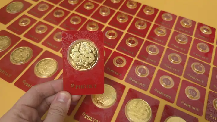 Vàng Đang Xuống Giá Do Đâu