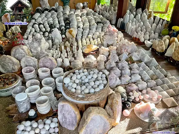 Vật Phẩm Phong Thủy Là Gì