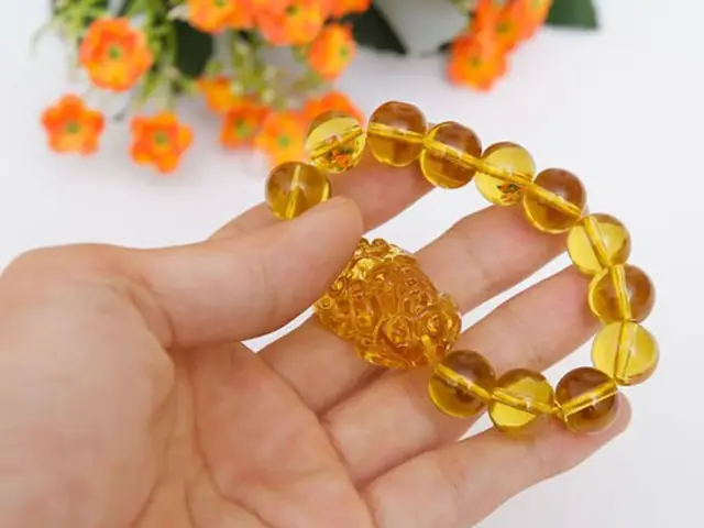 Vòng Đá Phong Thủy Mệnh Kim Cho Nữ Vòng Đá Phong Thủy Mệnh Kim Cho Nữ