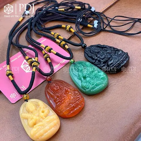 Vòng Đeo Cổ Đá Phong Thủy